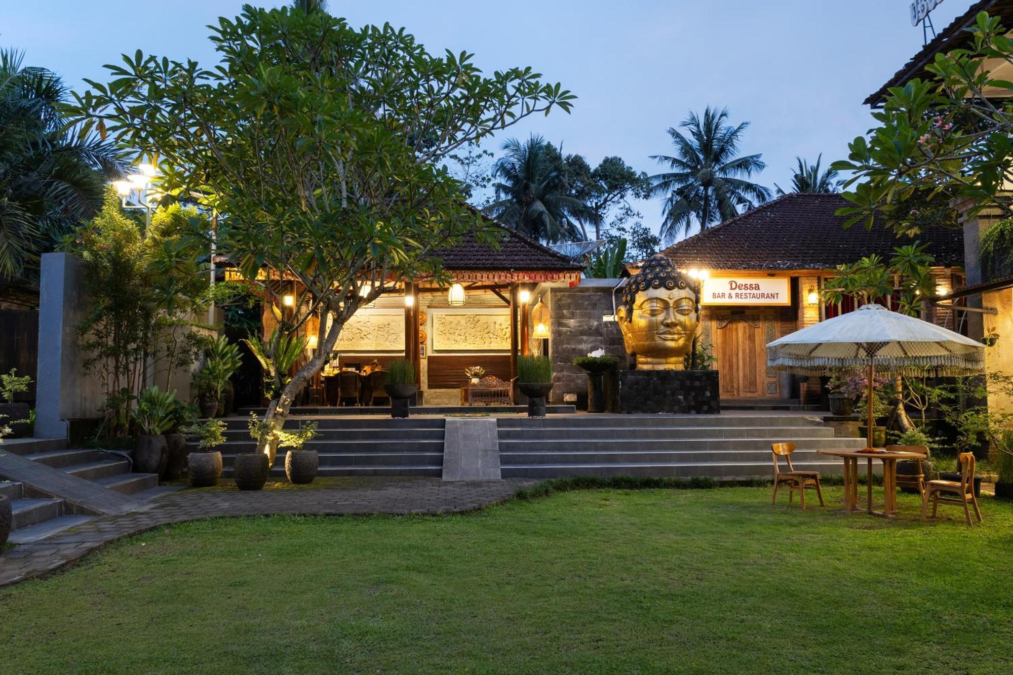 Ubud Raya Boutique Hotel Exterior photo